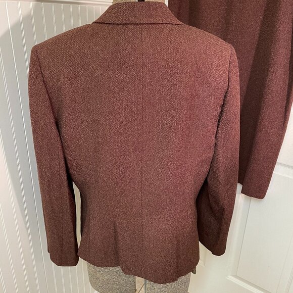 Collections for LeSuit Size 14 Brown Suit with maxi skirt and jacket - Picture 3 of 12